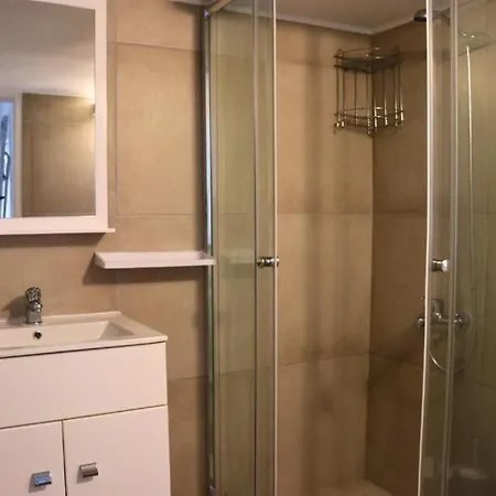 Apollo 2 Bd Jacuzzi Suite 雅典 Exterior photo