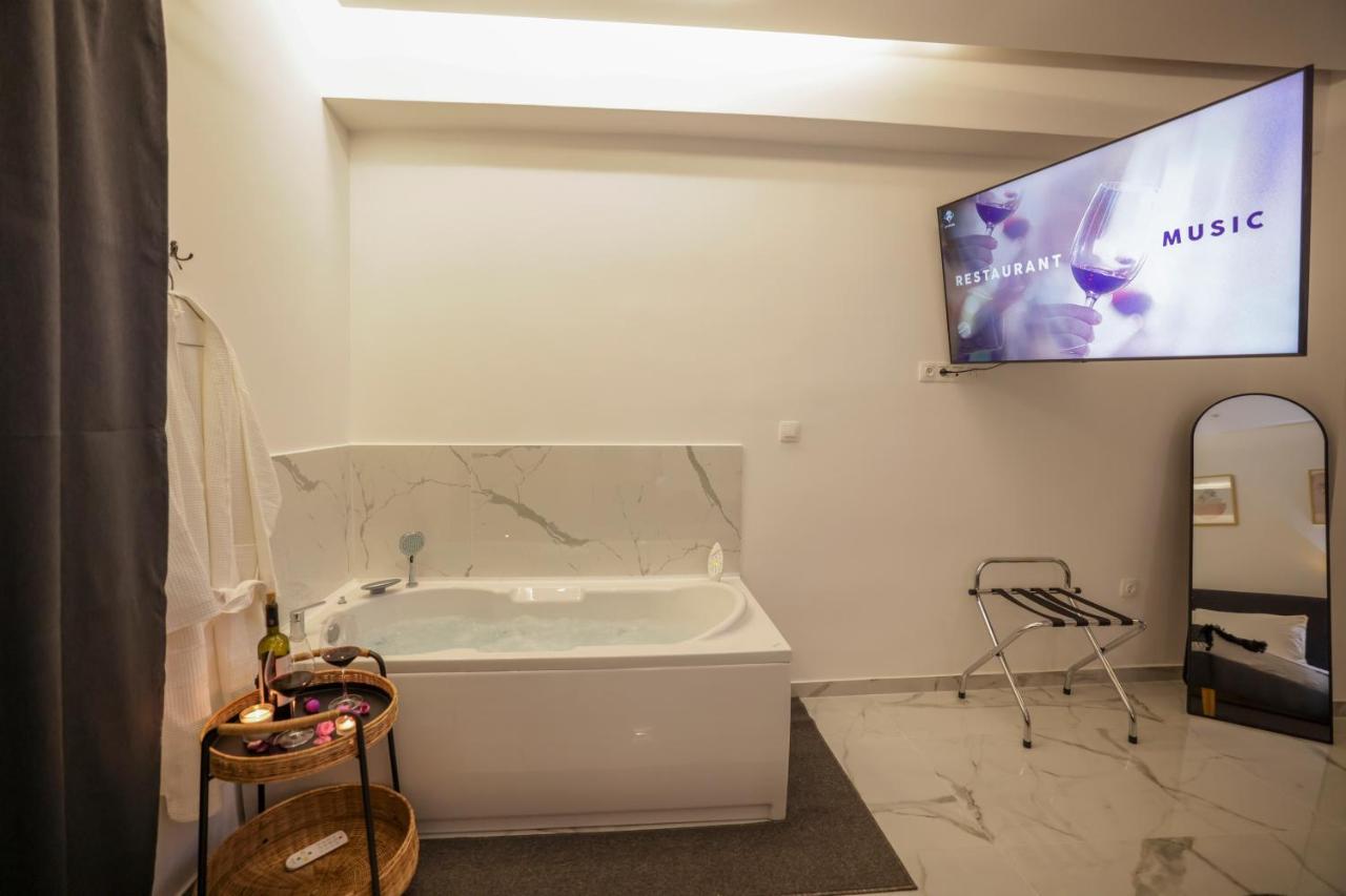 Apollo 2 Bd Jacuzzi Apartment